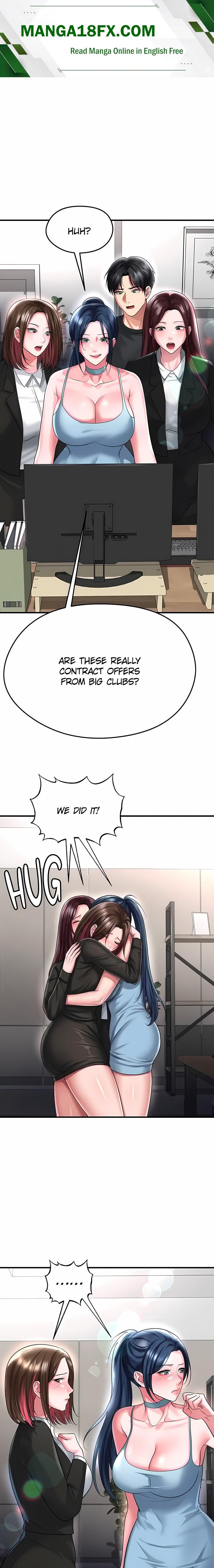 The Hottie’s Good at Football Chapter 67 - Page 1